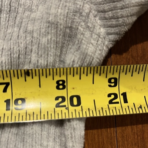 Aerie Grey Ribbed Velour Cropped Jacket size Medium. - Picture 5 of 8